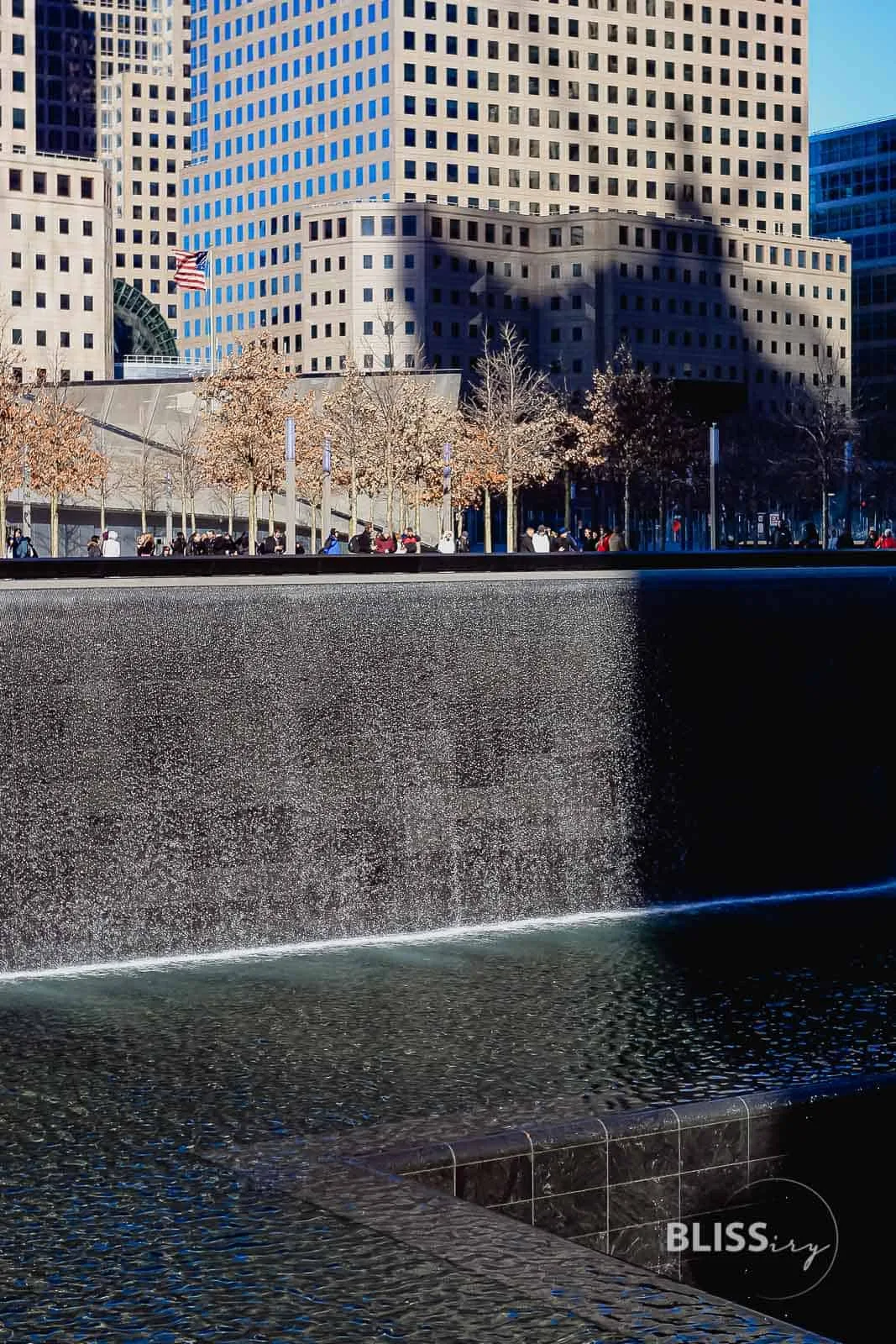Sehenswürdigkeiten New York City - 911 Memorial Gedenkstätte World Trade Center 9/11 Memorial New York - Twin Towers - by day WTC