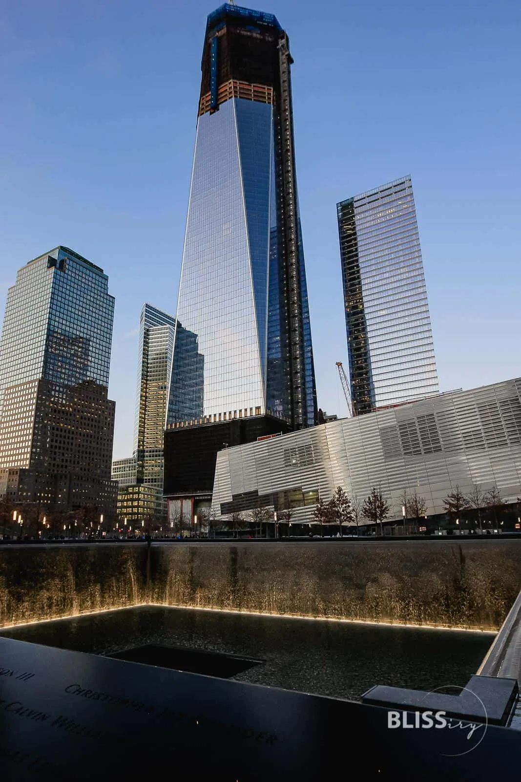 Sehenswürdigkeiten New York City - 911 Memorial Gedenkstätte World Trade Center 9/11 Memorial New York - Twin Towers - by night WTC