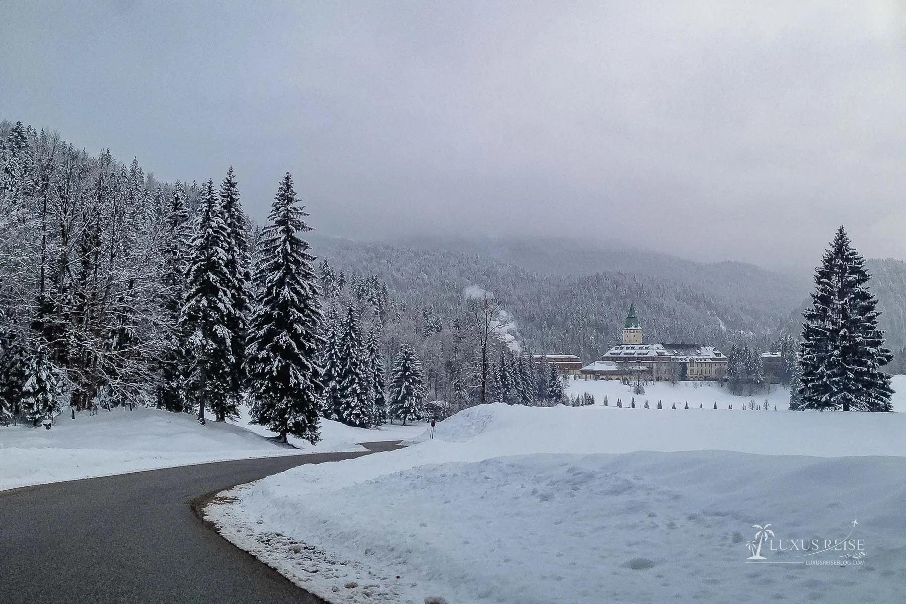 Hotel Schloss Elmau, Garmisch-Partenkirchen - Luxushotel - Leading Hotels of the world
