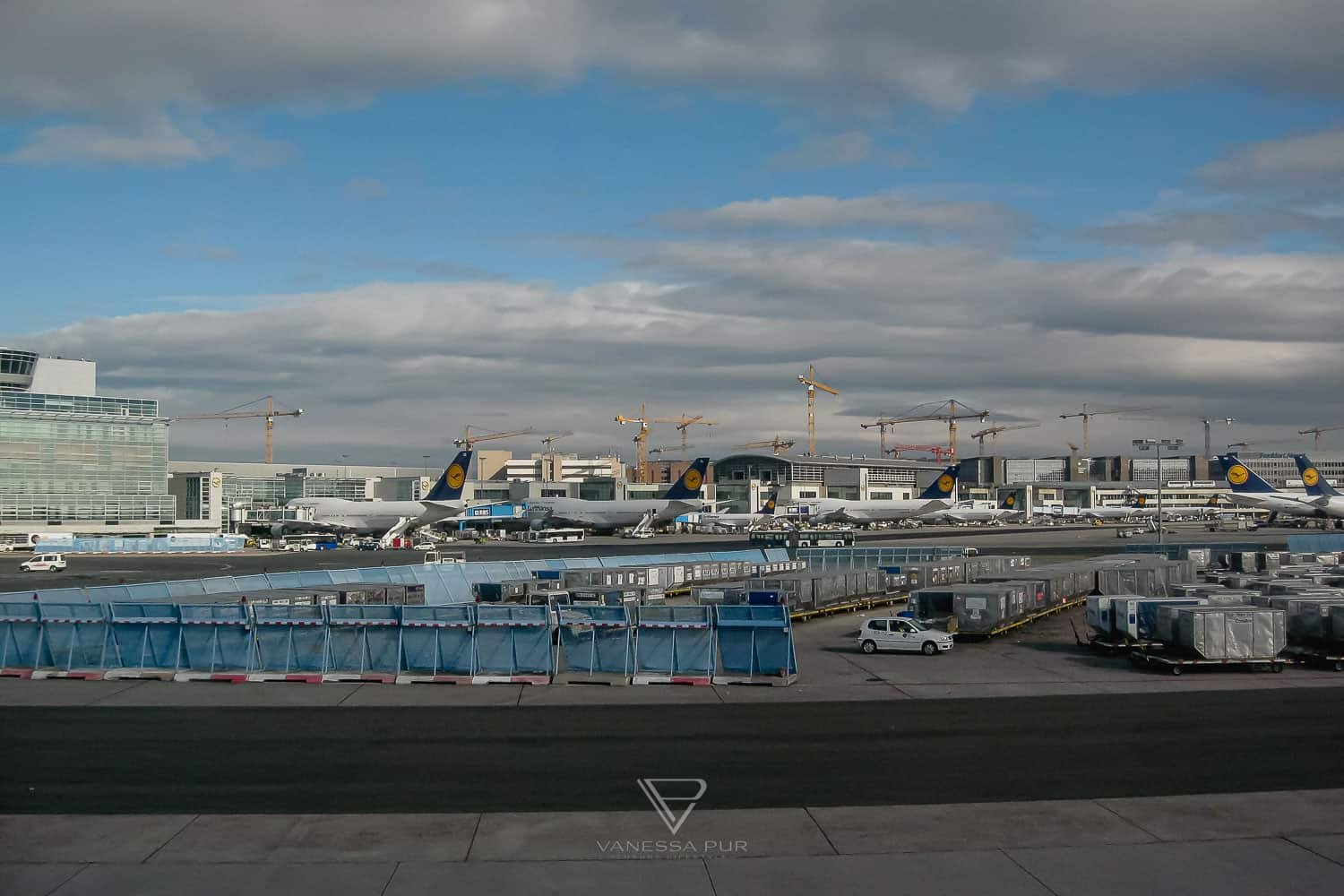 Lufthansa Singapore LH778 Frankfurt Singapur A380 & Lounge - Eindruck vom Business Class Flug der Lufthansa Singapore LH778 von Frankfurt nach Singapur. LH779 mit dem Airbus A380 und Senator Lounge