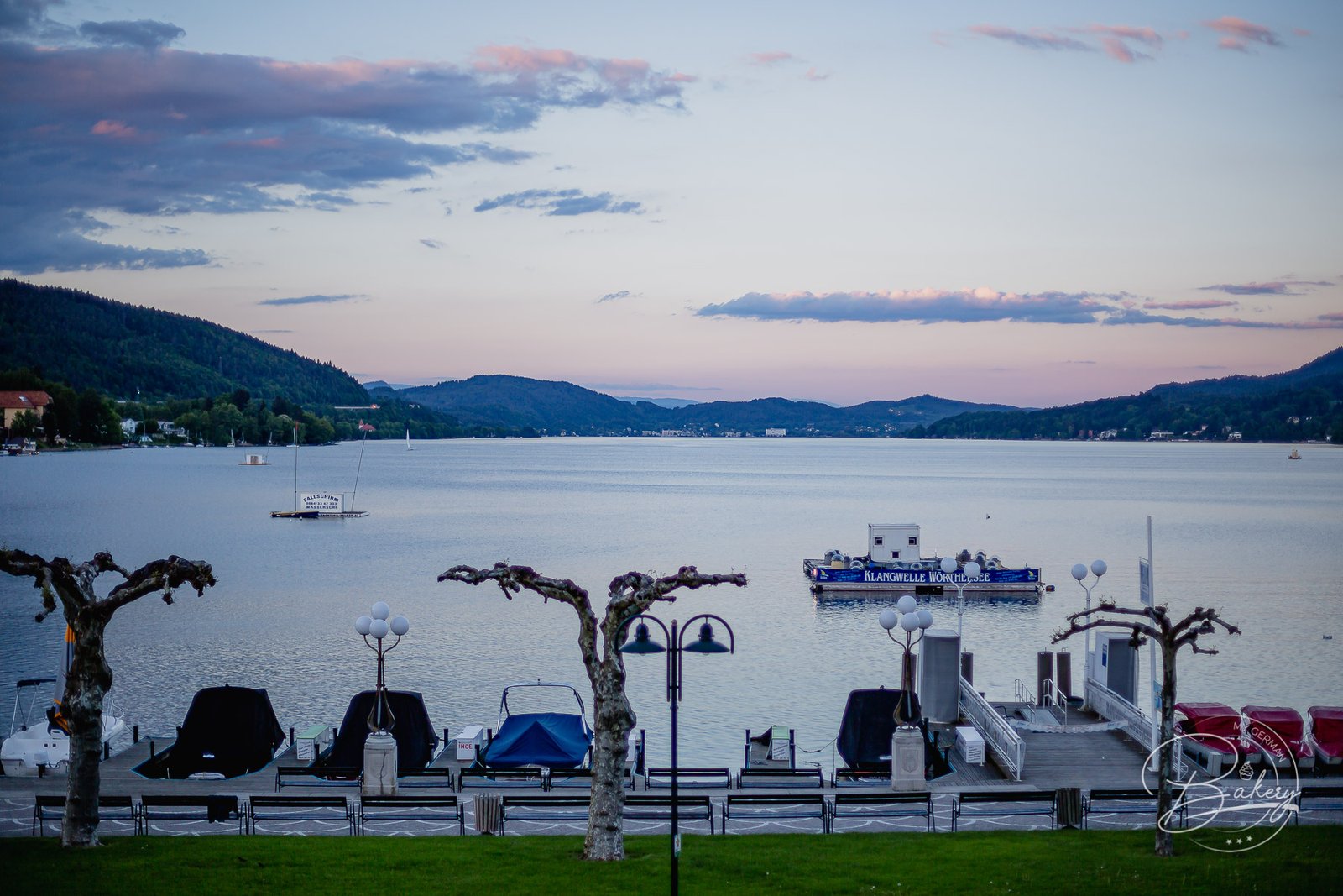 Schlossstern Restaurant - Schlosshotel Velden - Woerthersee von Falkensteiner - Schlossstern Restaurant im Falkensteiner Schlosshotel Velden am Wörthersee, das Schloss am Wörthersee, mit 3 Hauben bei Gault Millau