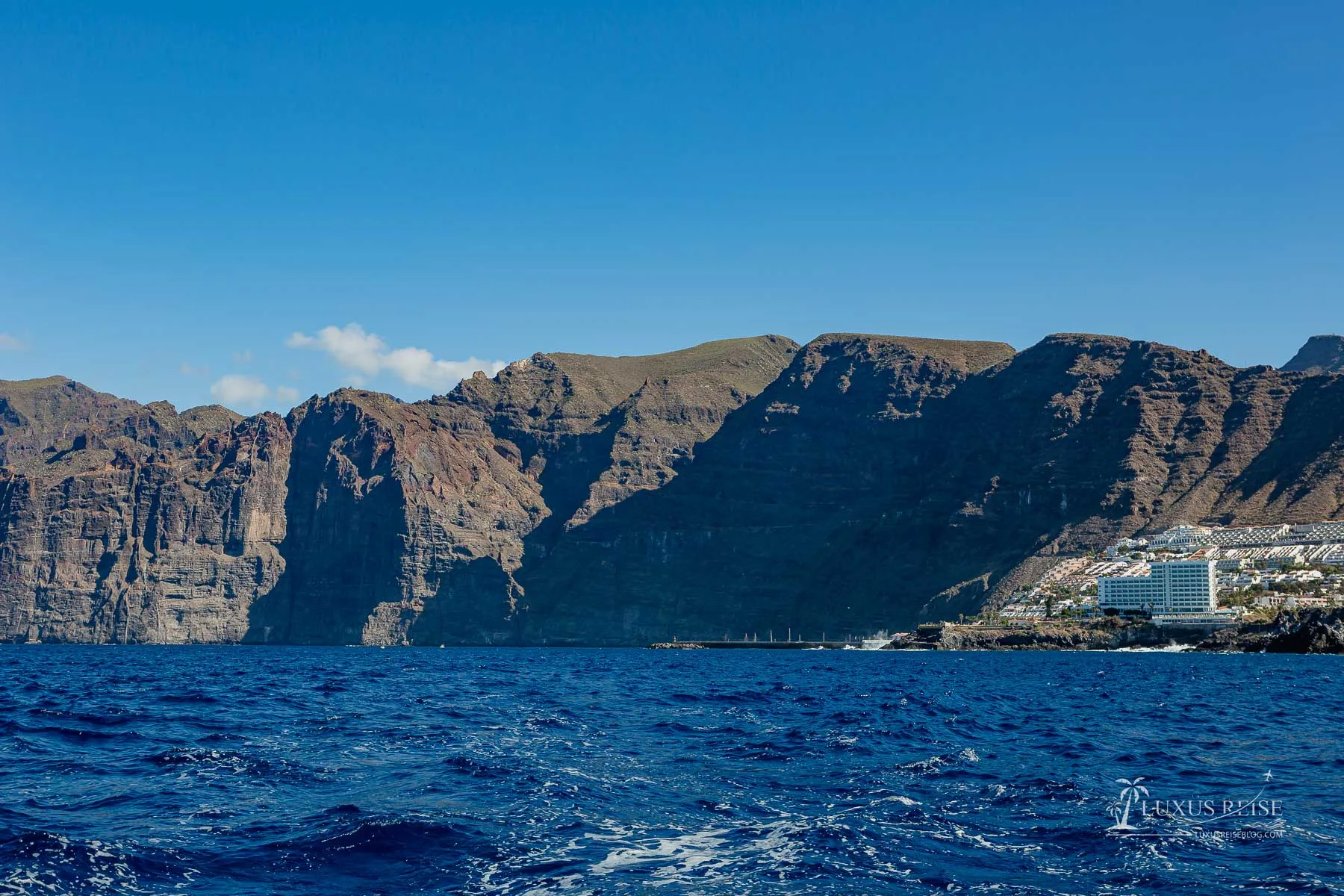 Teneriffa mit dem Katamaran - Segelausflug auf den Kanaren - Delphine und Wale beobachten