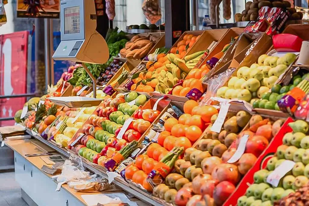 Madrid Top 10 Restaurants für Tapas und Süßes - Sehenswürdigkeiten - Mercado de San Miguel - Madrid, Spanien - Tapas, Bars und Entertainment