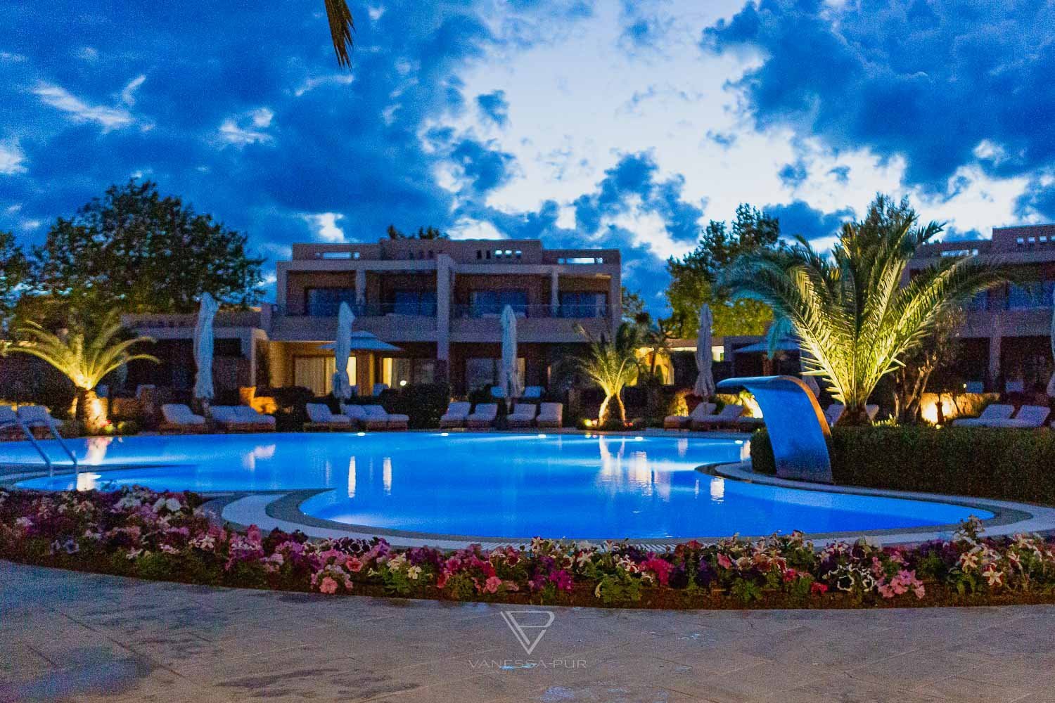 Griechenland Sonnenuntergang und Abendstimmung im Yachthafen mit Sternenhimmel im Luxushotel Luxus Resort Sani Hotel