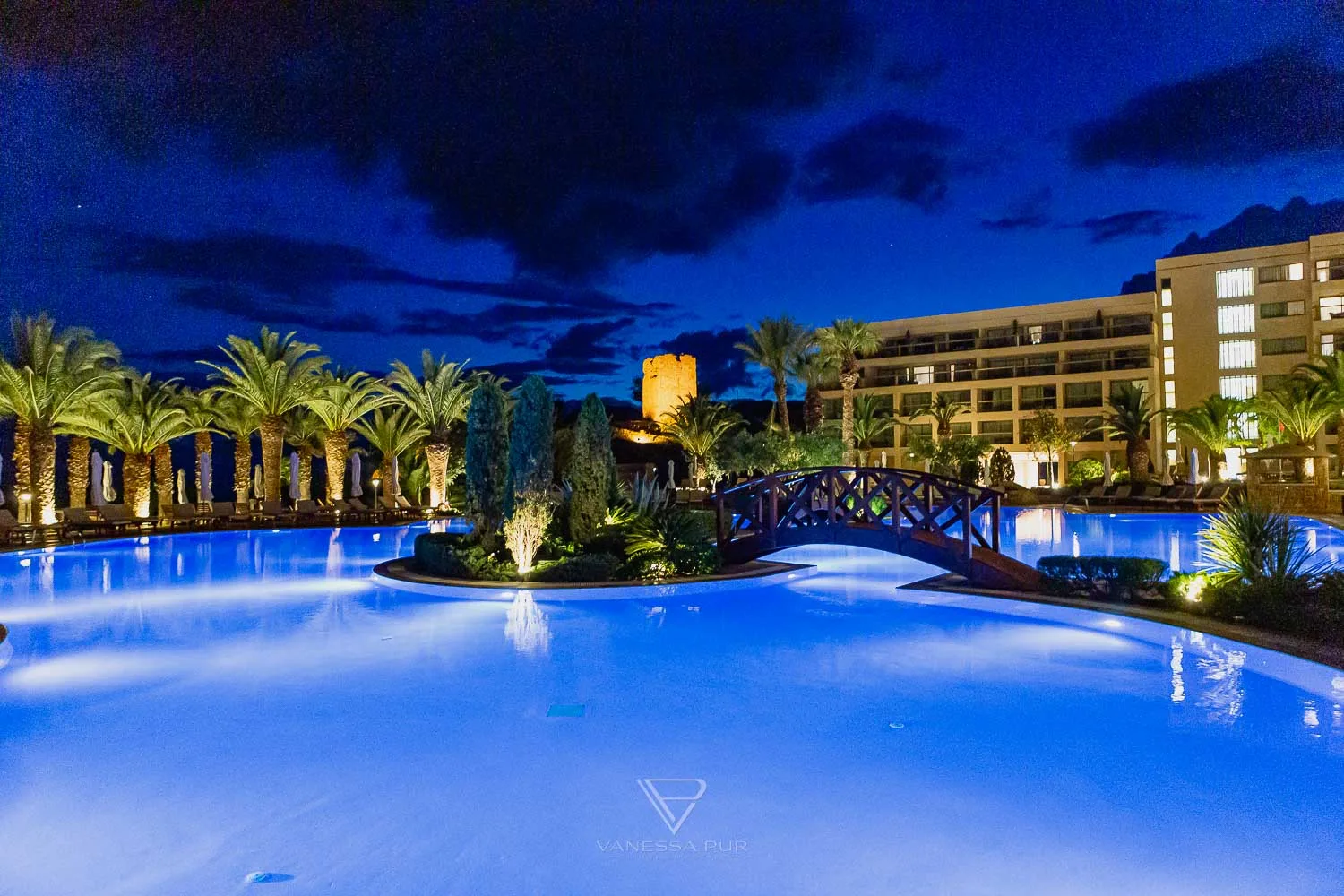 Griechenland Sonnenuntergang und Abendstimmung im Yachthafen mit Sternenhimmel im Luxushotel Luxus Resort Sani Hotel