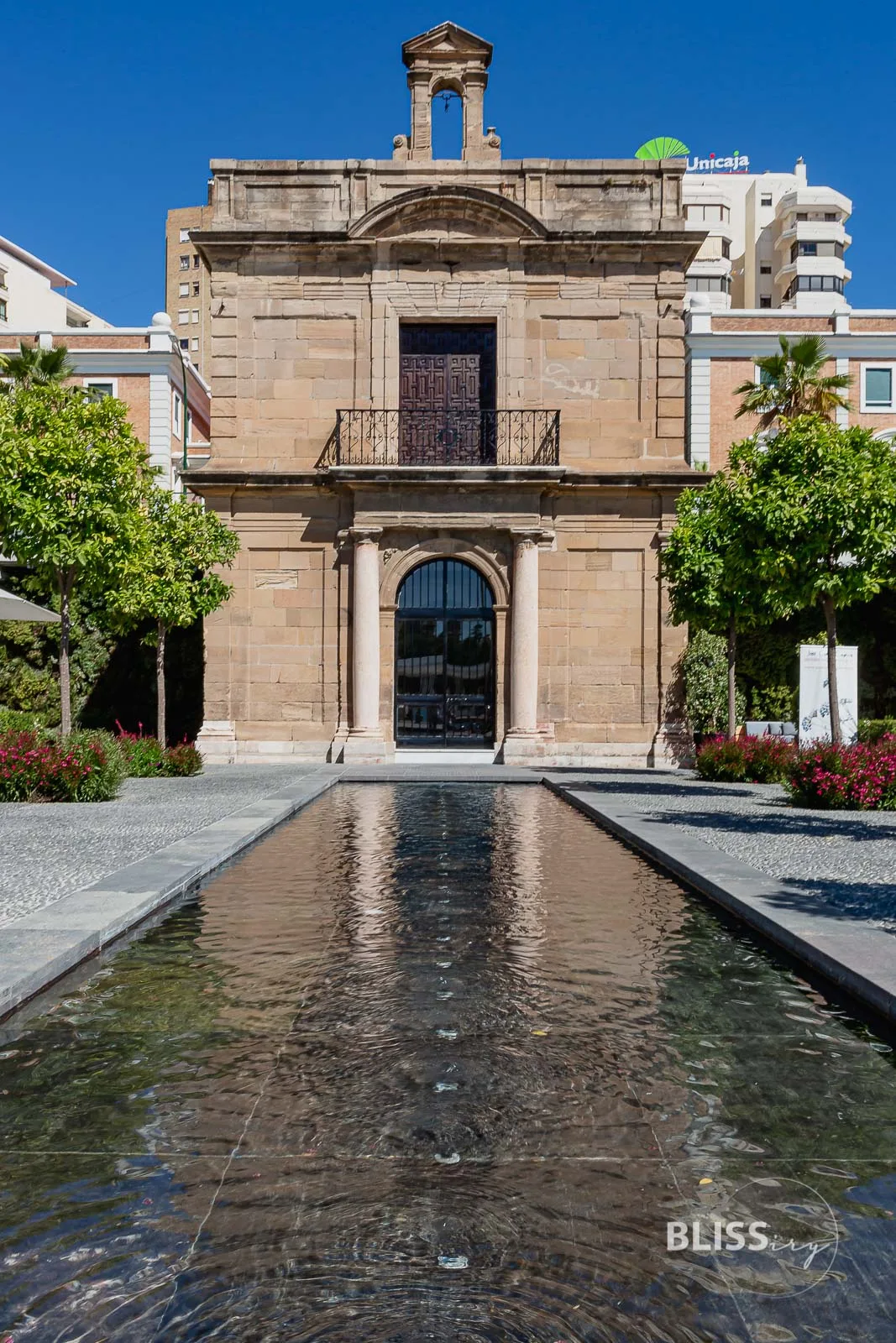 Malaga Sehenswürdigkeiten Top 10 mit Stadtbesichtigung in Andalusien. Pablo Picasso Museum, Alcazaba Festung, Kathedrale von Malaga