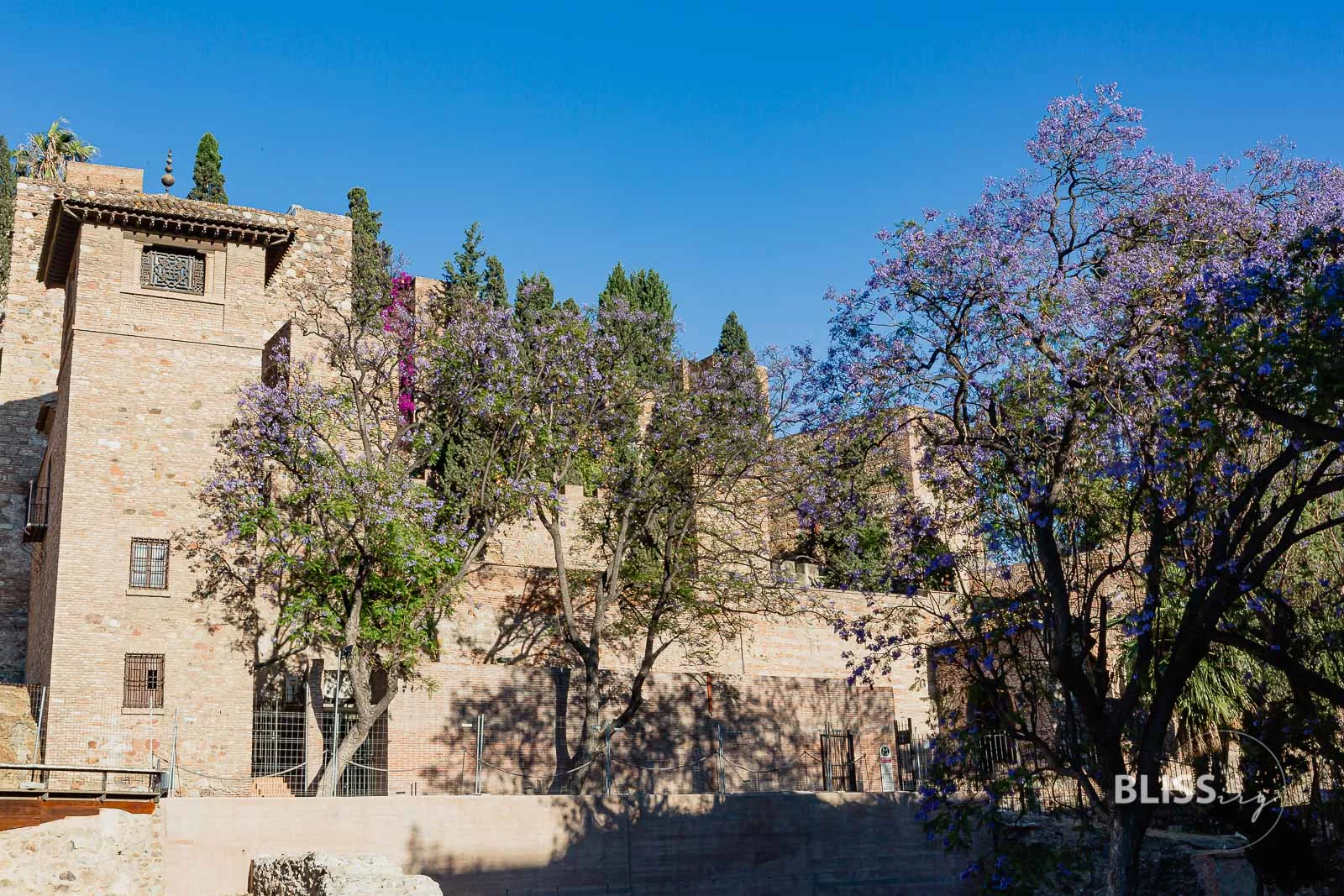 Malaga Sehenswürdigkeiten Top 10 mit Stadtbesichtigung in Andalusien. Pablo Picasso Museum, Alcazaba Festung, Kathedrale von Malaga