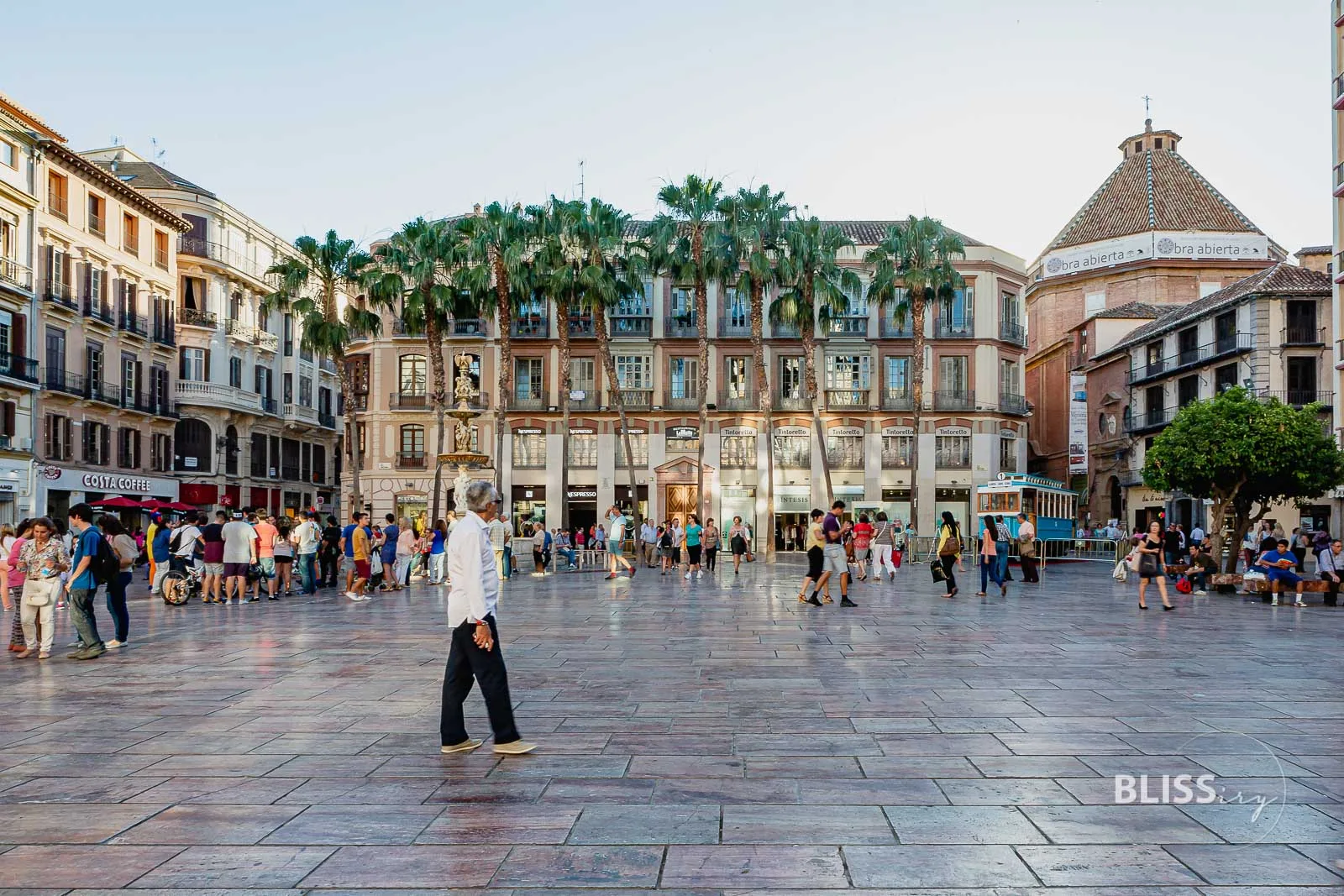 Malaga Sehenswürdigkeiten Top 10 mit Stadtbesichtigung in Andalusien. Pablo Picasso Museum, Alcazaba Festung, Kathedrale von Malaga
