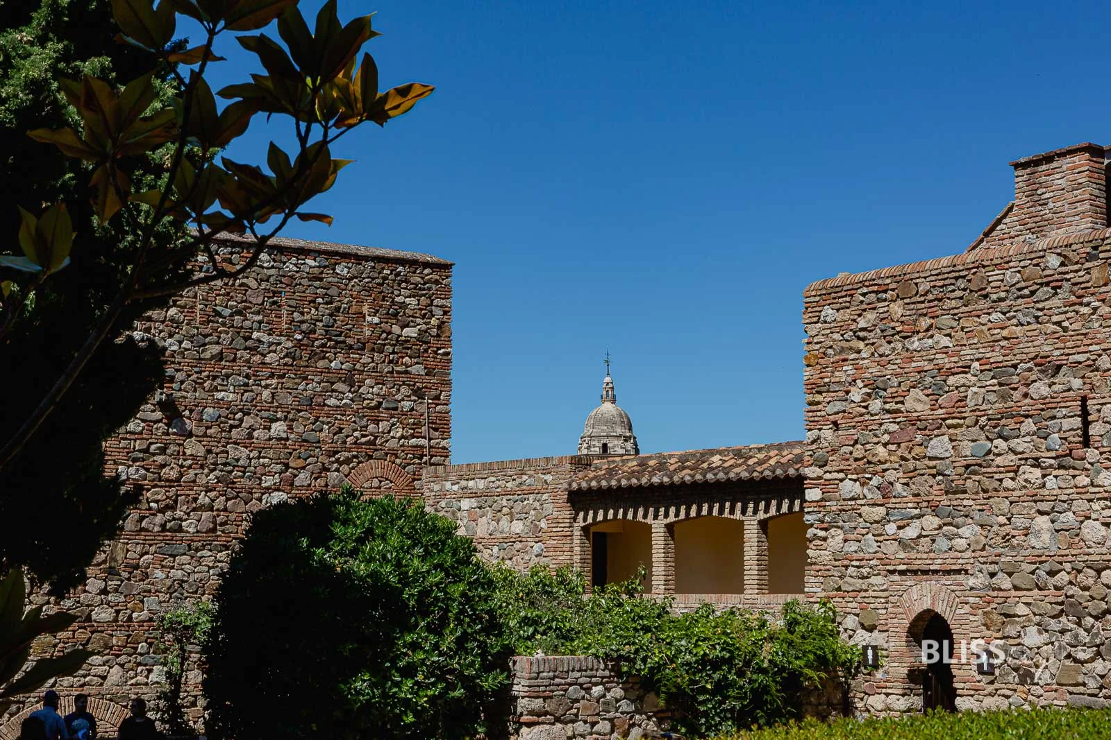 Malaga Sehenswürdigkeiten Top 10 mit Stadtbesichtigung in Andalusien. Pablo Picasso Museum, Alcazaba Festung, Kathedrale von Malaga