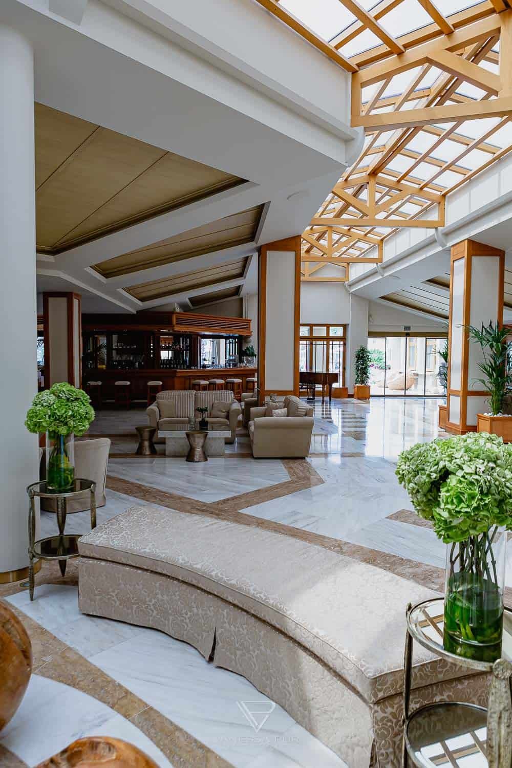 Hotel SANI Resort Griechenland - Hoteleindruck & Erfahrung - Luxushotel SANI Resort Griechenland - Hotelbewertung und Erfahrung auf dem griechischen Festland - 800 Zimmer, 17 Restaurants, 1500m Strand,