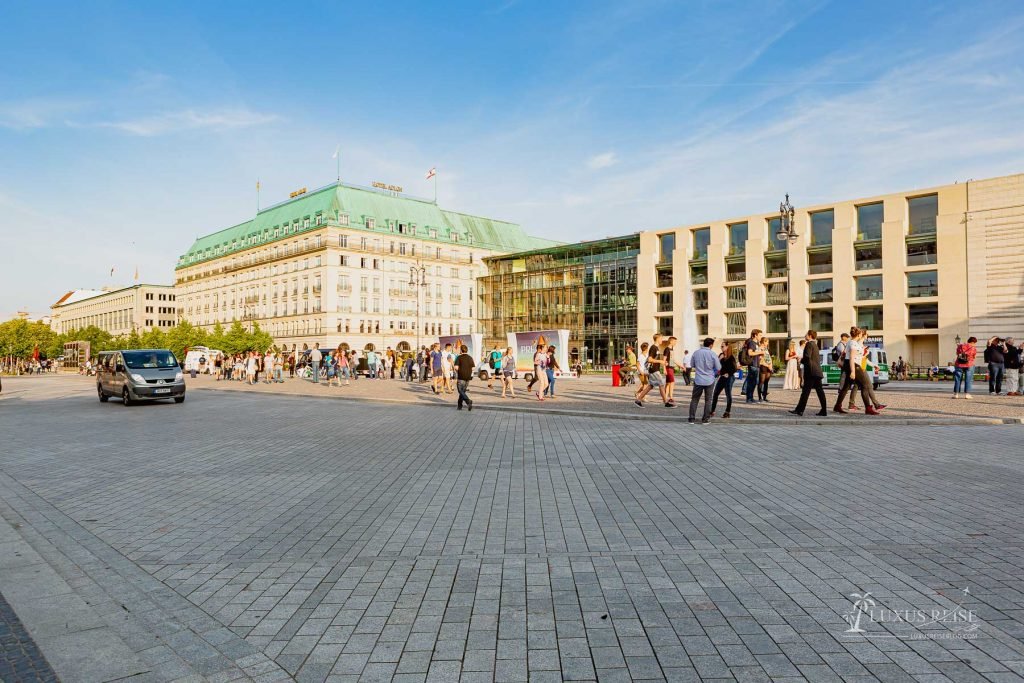 Top 10 Sehenswürdigkeiten in Berlin - Was sollte man in Berlin gesehen haben? Lohnt sich eine Stadtrundfahrt in Berlin - Brandenburger Tor, Siegessäule, Berliner Dom und Reichstag, Besichtigung und Öffnungszeiten - Luxus Reiseblog Deutschland