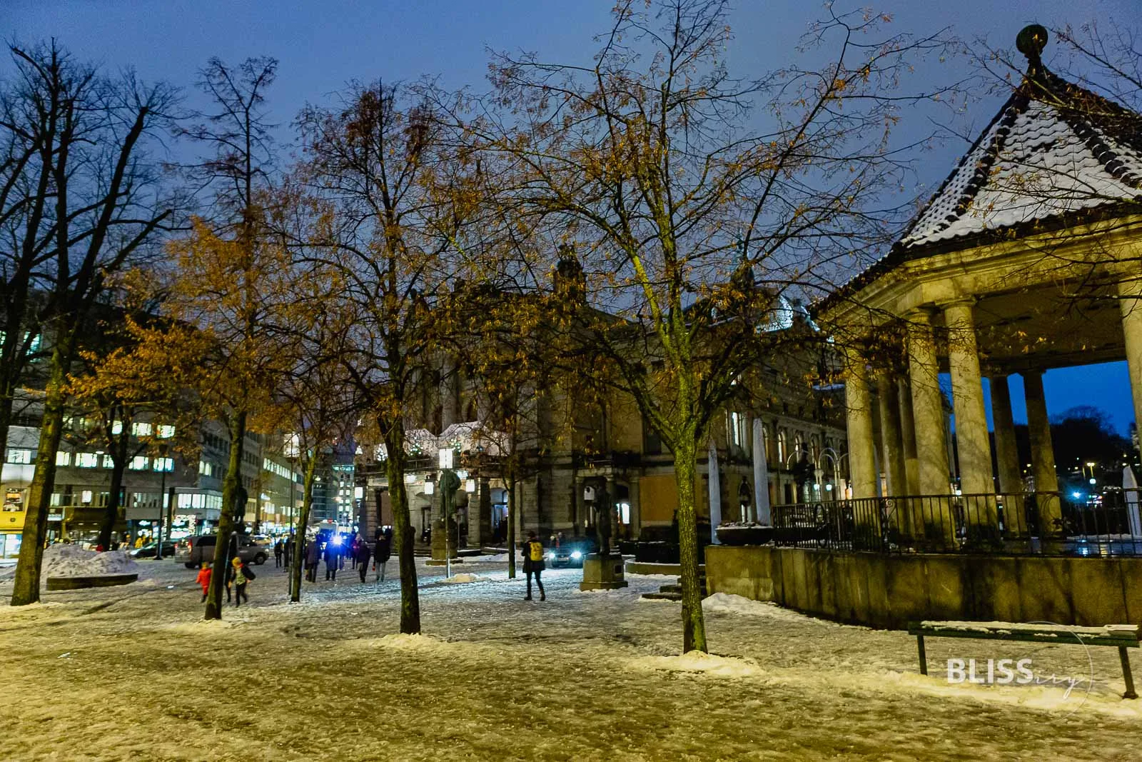 Oslo Sehenswürdigkeiten Top 10 - Reisetipps Norwegen - Oper, Skisprung Schanze Holmenkollen, Festung, Bootsfahrt Inseln, Museum, Friedensnobelpreis