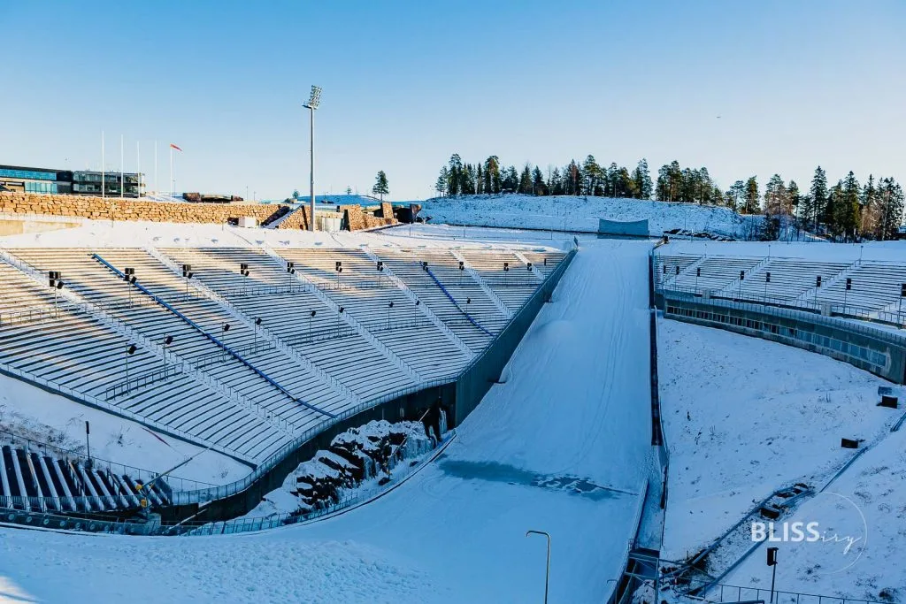 Oslo Sehenswürdigkeiten Top 10 - Reisetipps Norwegen - Oper, Skisprung Schanze Holmenkollen, Festung, Bootsfahrt Inseln, Museum, Friedensnobelpreis