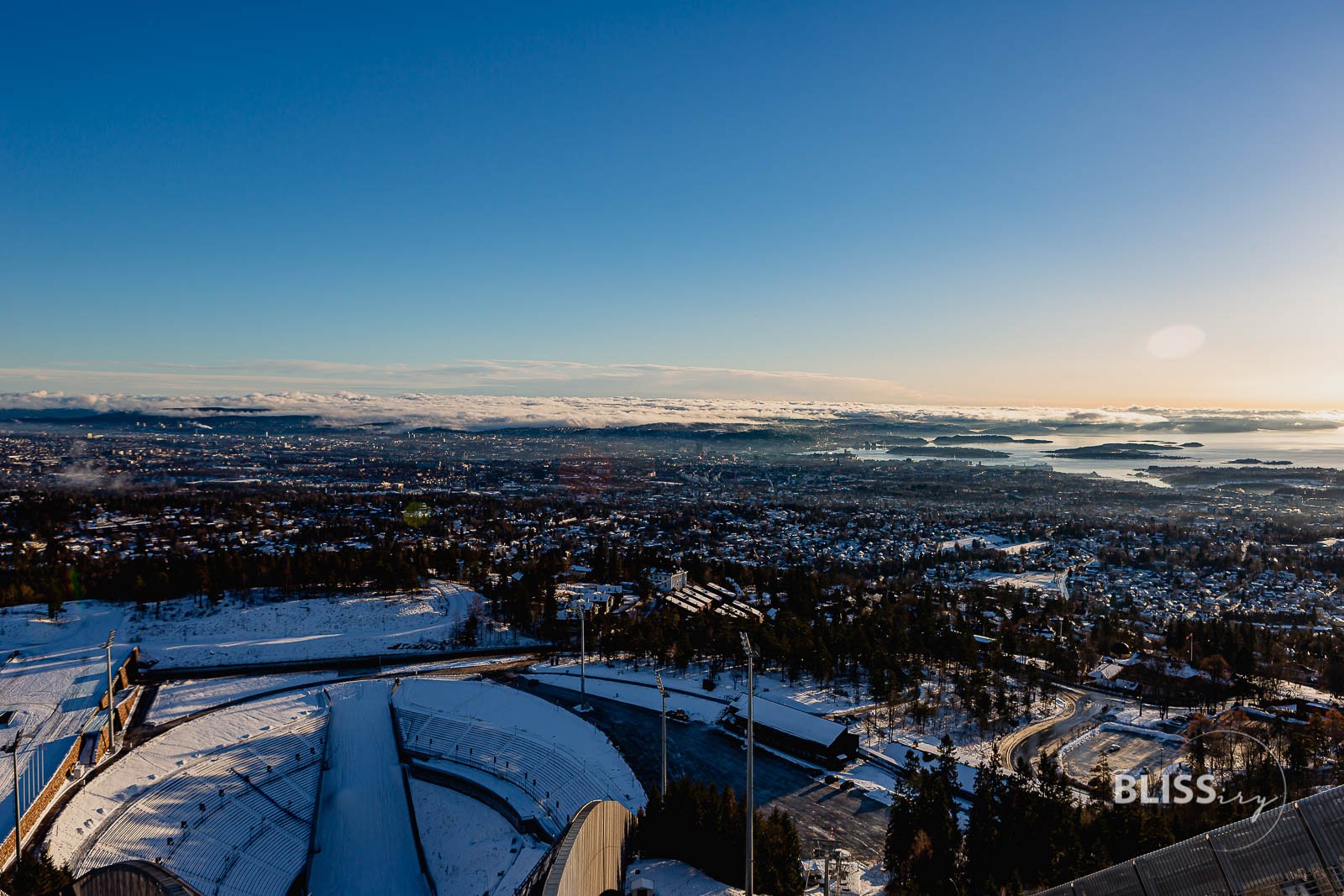 Oslo Sehenswürdigkeiten Top 10 - Reisetipps Norwegen - Oper, Skisprung Schanze Holmenkollen, Festung, Bootsfahrt Inseln, Museum, Friedensnobelpreis