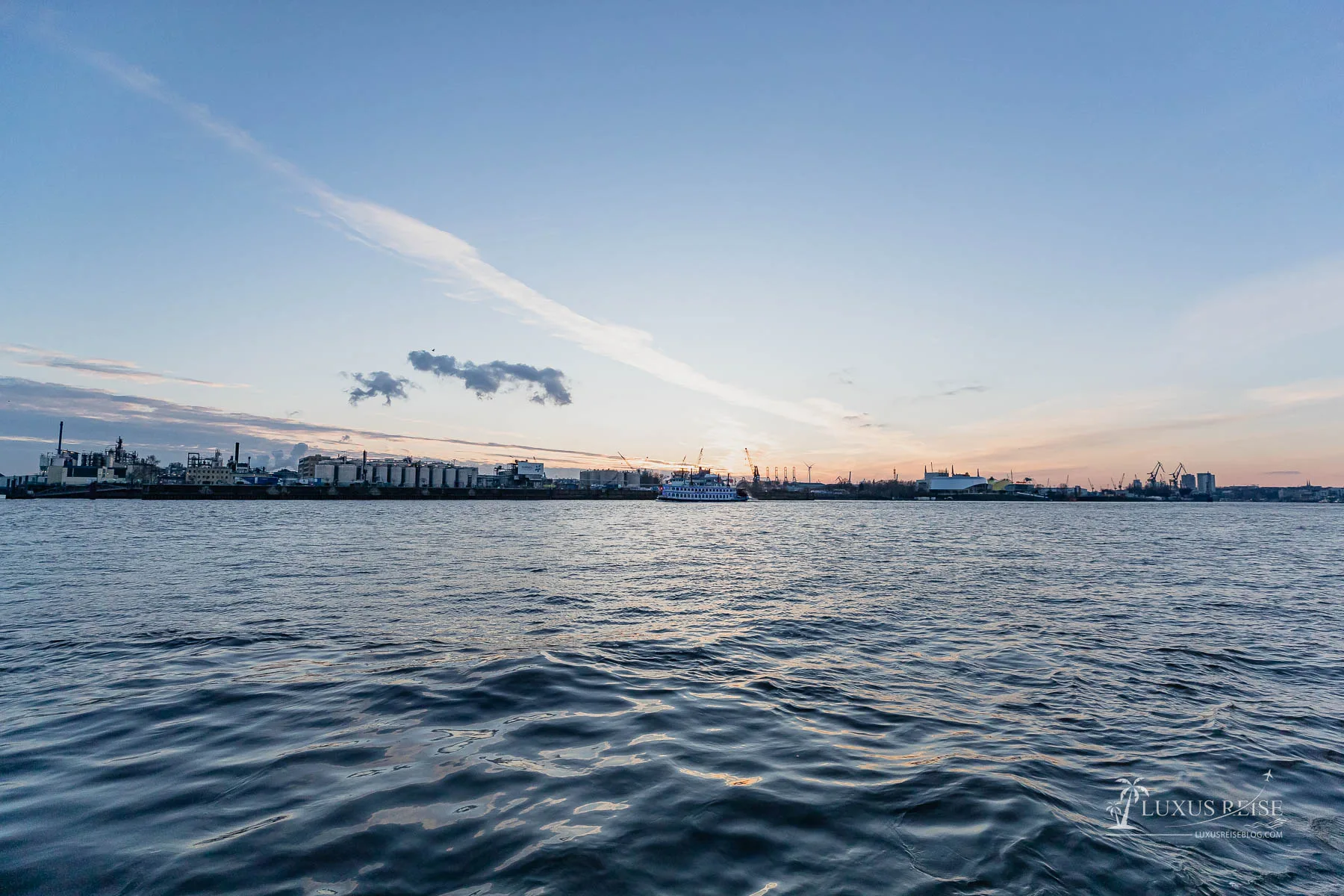 Hamburg Sehenswürdigkeiten - Top10 Reisetipps Hamburg - Was sollte man in Hamburg gesehen haben - Speicherstadt, Hafencity, Reeperbahn