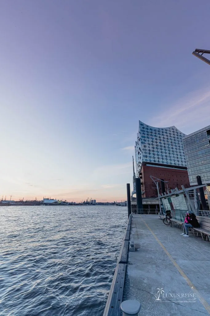 Hamburg Sehenswürdigkeiten - Top10 Reisetipps Hamburg - Was sollte man in Hamburg gesehen haben - Speicherstadt, Hafencity, Reeperbahn