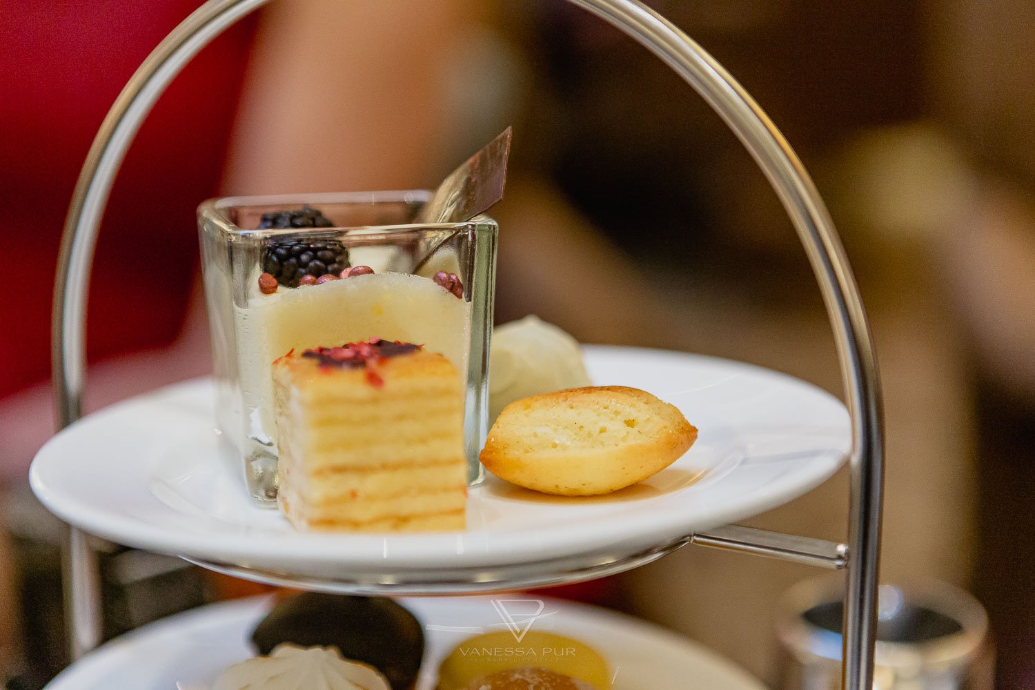 Teezeremonie mit Tanztee - ADLON Kempinski Teezeremonie Swinging Sunday Berlin - High Tea Ceremony und Zeitreise in die guten alten Zeiten