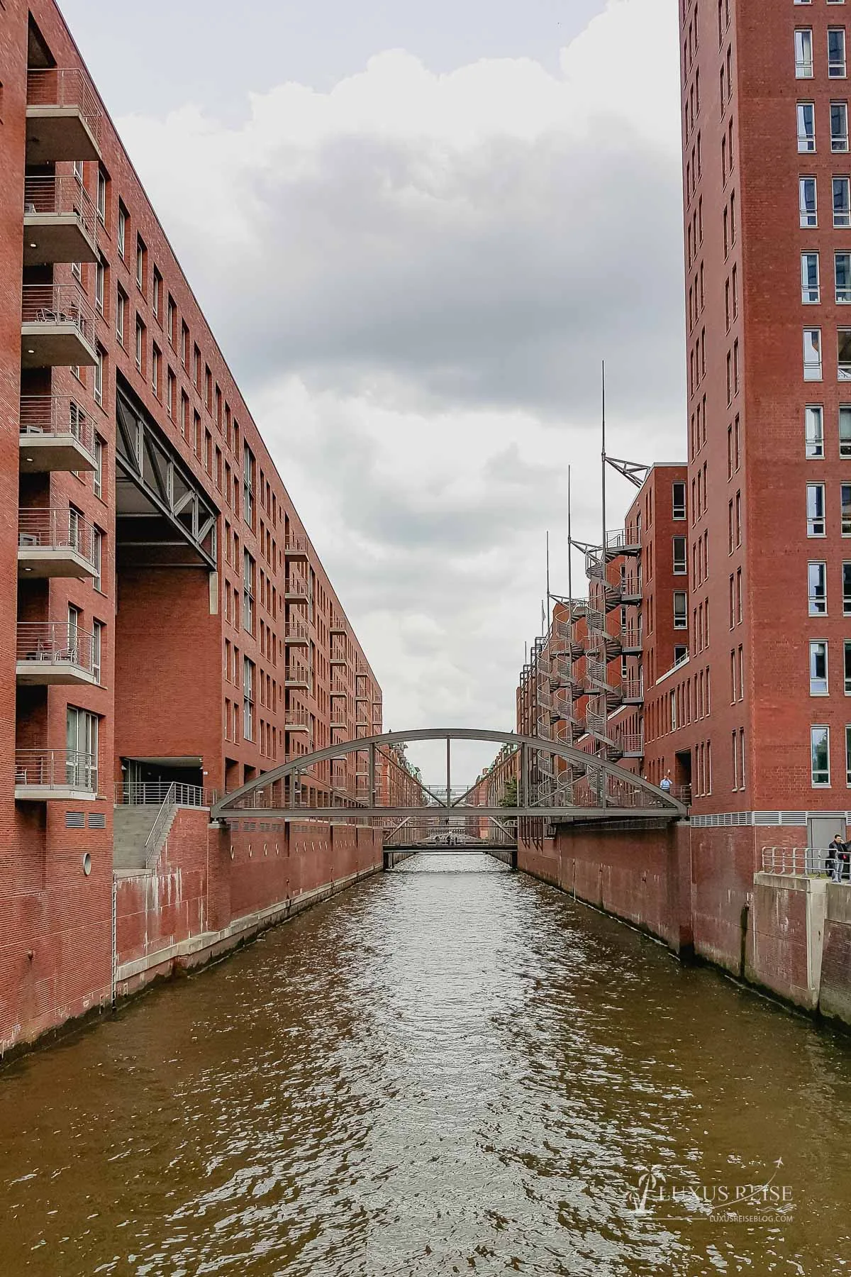 Hamburg Sehenswürdigkeiten - Hamburger Hafen, Hafenrundfahrt, Außenalster und Hafencity - was sollte man gesehen haben?