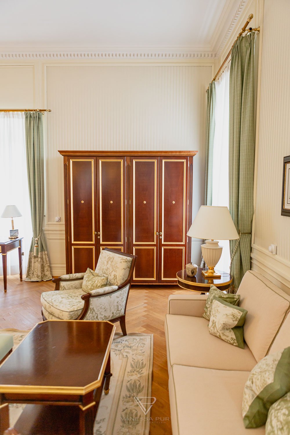 Villa Rothschild Frankfurt - Kempinski Hotel Königstein Taunus Gebirge - Luxushotel in der Nähe von Frankfurt - Erholung mit Style