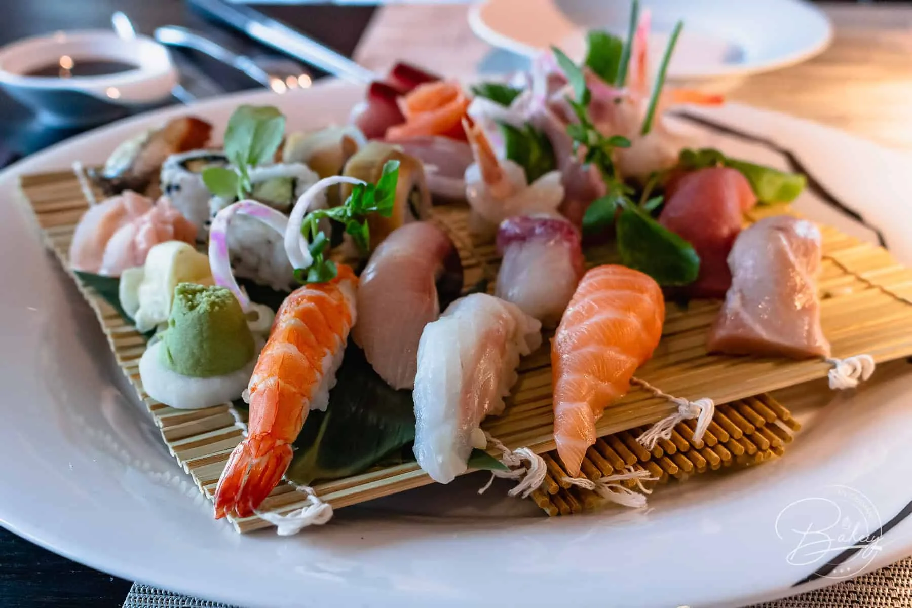 Yunico Sushi im Yunico Restaurant Bonn - Sushi Dinner im Rheinland - Yunico Restaurant Bonn - Christian Sturm-Wilms - 1 Michelin Stern - Sushi und japanische Küche in Bonn im Kameha Hotel mit Blick über den Rhein. Im Sommer mit Sonnenterrasse,