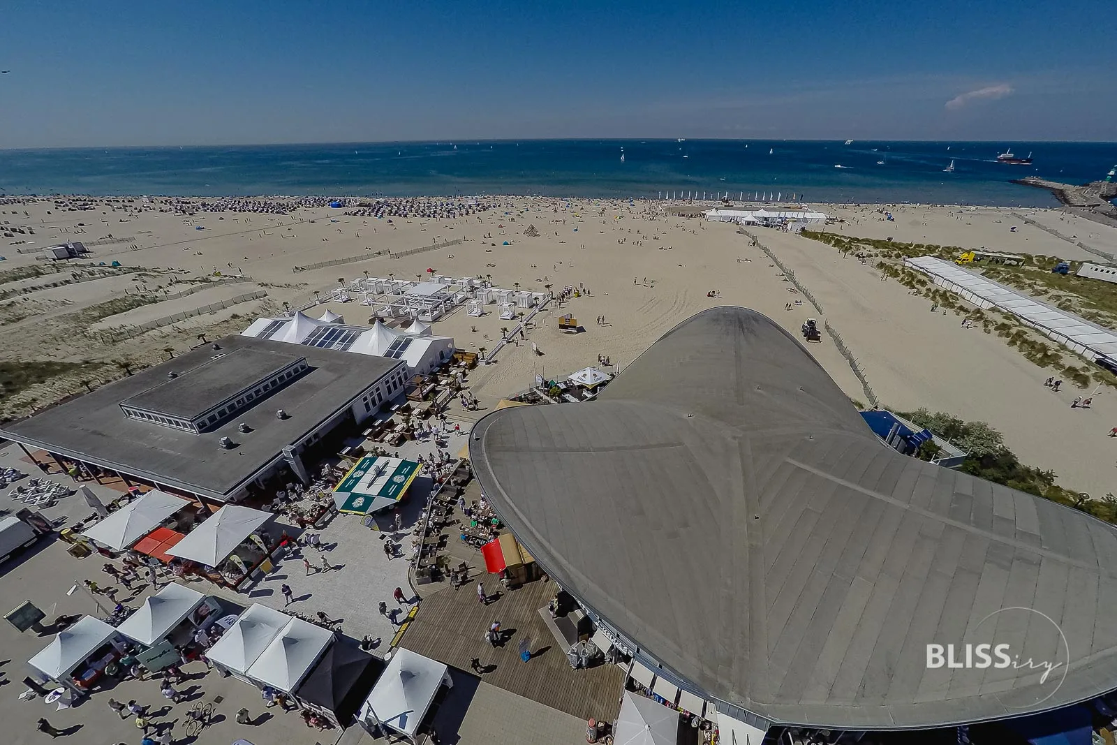 Warnemünde Strand, Leuchtturm und Sehenswürdigkeiten Rostock Ostsee - Warnemünde Ostsee - Strand - Polo - Leuchtturm und Entspannung