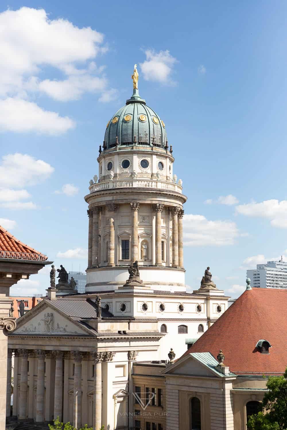 BERLIN CLASSICS - Experience Berlin with the Regent Berlin Hotel - Fischers Fritz, 2 star restaurant, Visit Berlin city tour, Borchardt, Babor, Galeries LaFayette Sushi Lunch - Blogger Event in Berlin