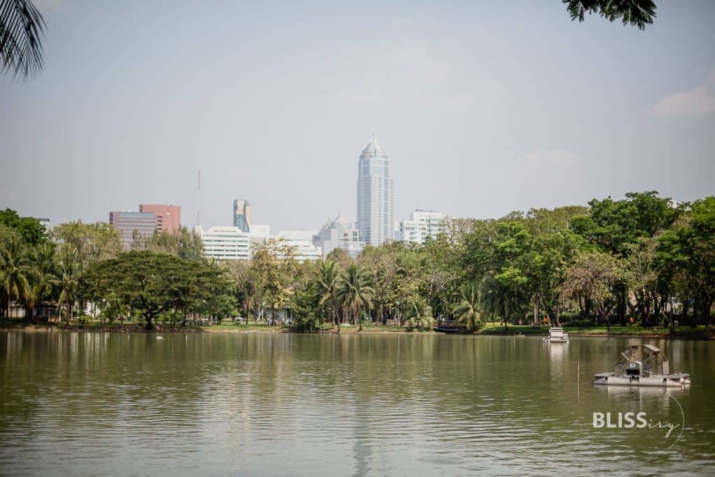Sehenswürdigkeiten Bangkok - Lumpini Park in Thailand - Lumphini Park mit See zur Erholung und Sport oder Fitness