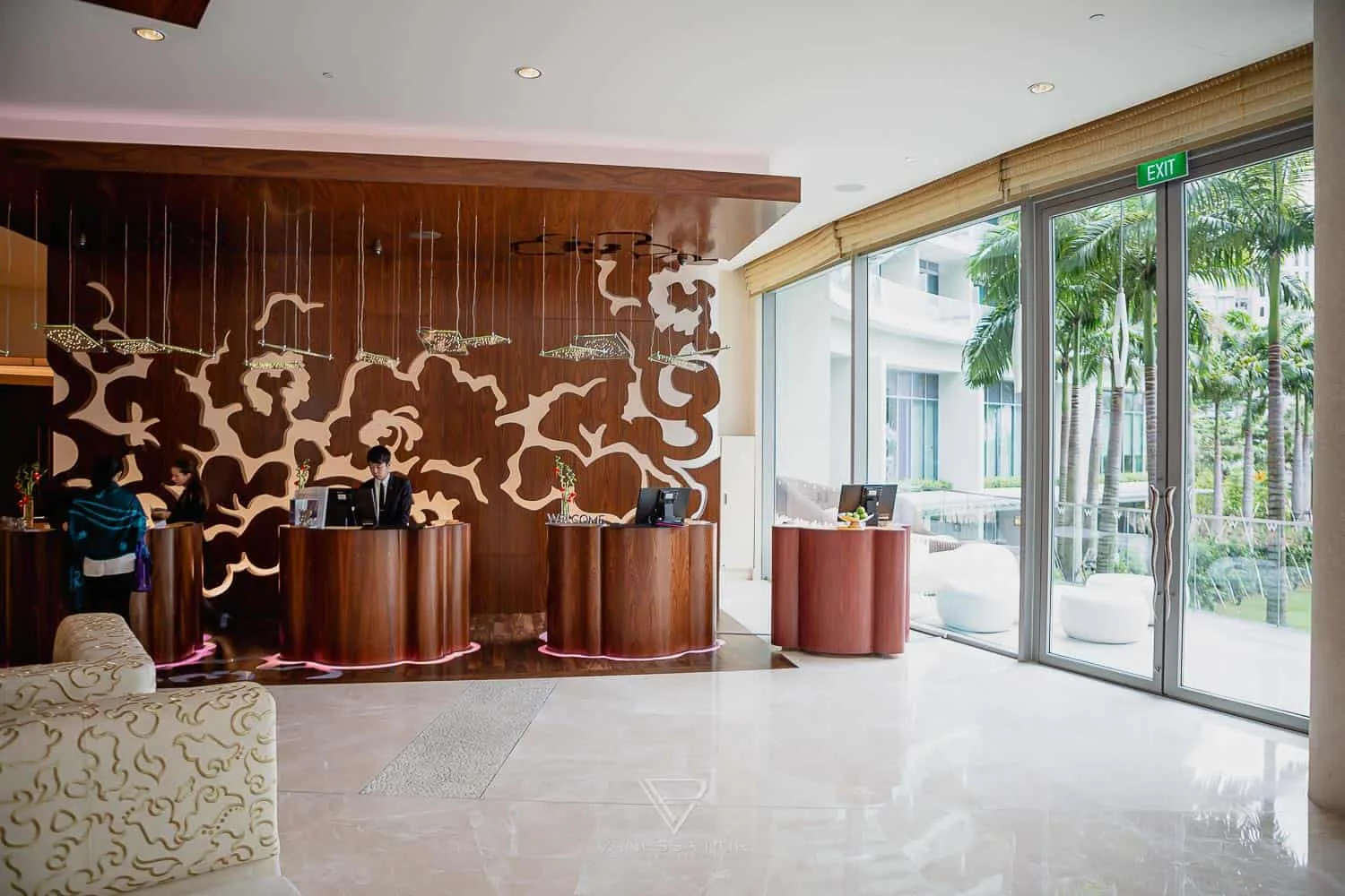 Das W Hotel Sentosa Cove in Singapur Hotel Sentosa Island. Gut erreichbar von der Innenstadt liegt das Luxushotel mit großem Pool & Spa, Bar,