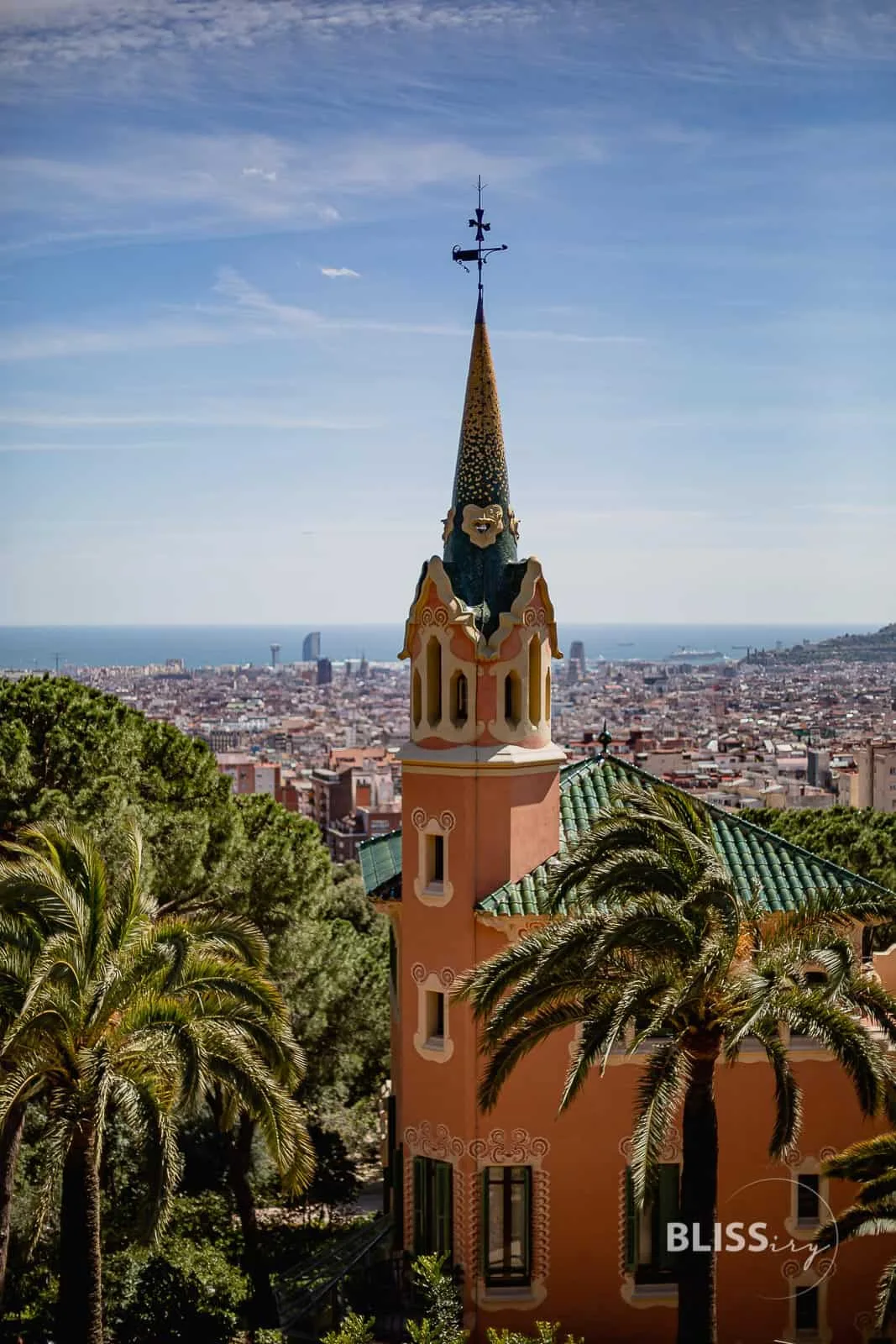 Gaudi Park in Barcelona - Park Güell - Sehenswürdigkeiten Barcelona - Gaudi Park Barcelona - Parc Guell - Sehenswürdigkeiten und Reisetipps - Eindrücke und Aussicht