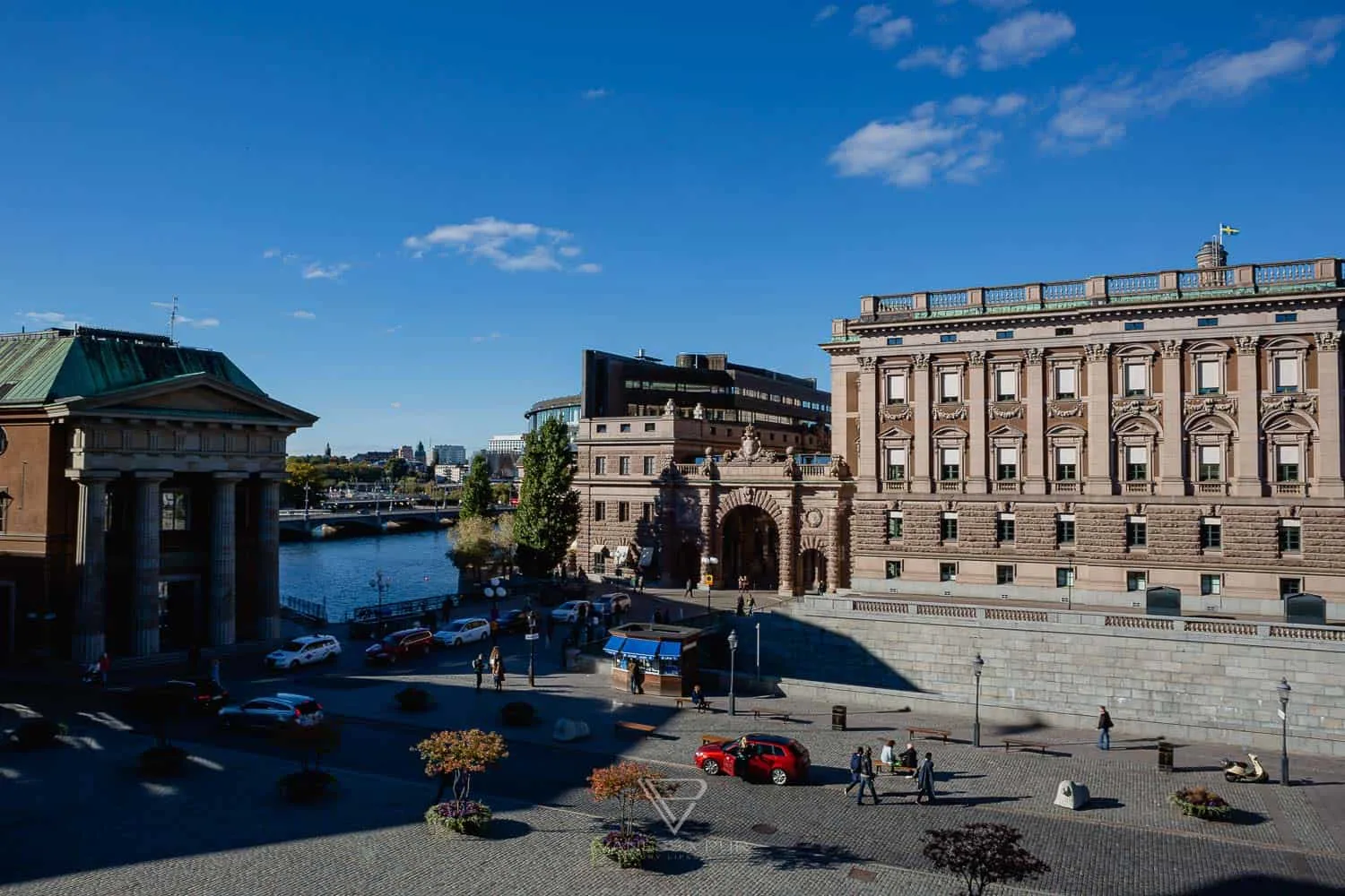 Stockholm sightseeing - 24 hours in Stockholm - Best Stockholm sightseeing 24 hours in Stockholm. Castle, Skansen Park, Vasa Museum, City Hall Stadshuset, Gamla Stan,