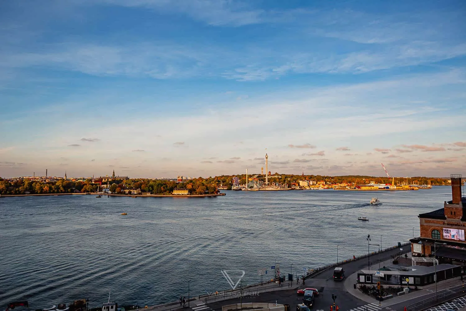 Stockholm sightseeing - 24 hours in Stockholm - Best Stockholm sightseeing 24 hours in Stockholm. Castle, Skansen Park, Vasa Museum, City Hall Stadshuset, Gamla Stan,