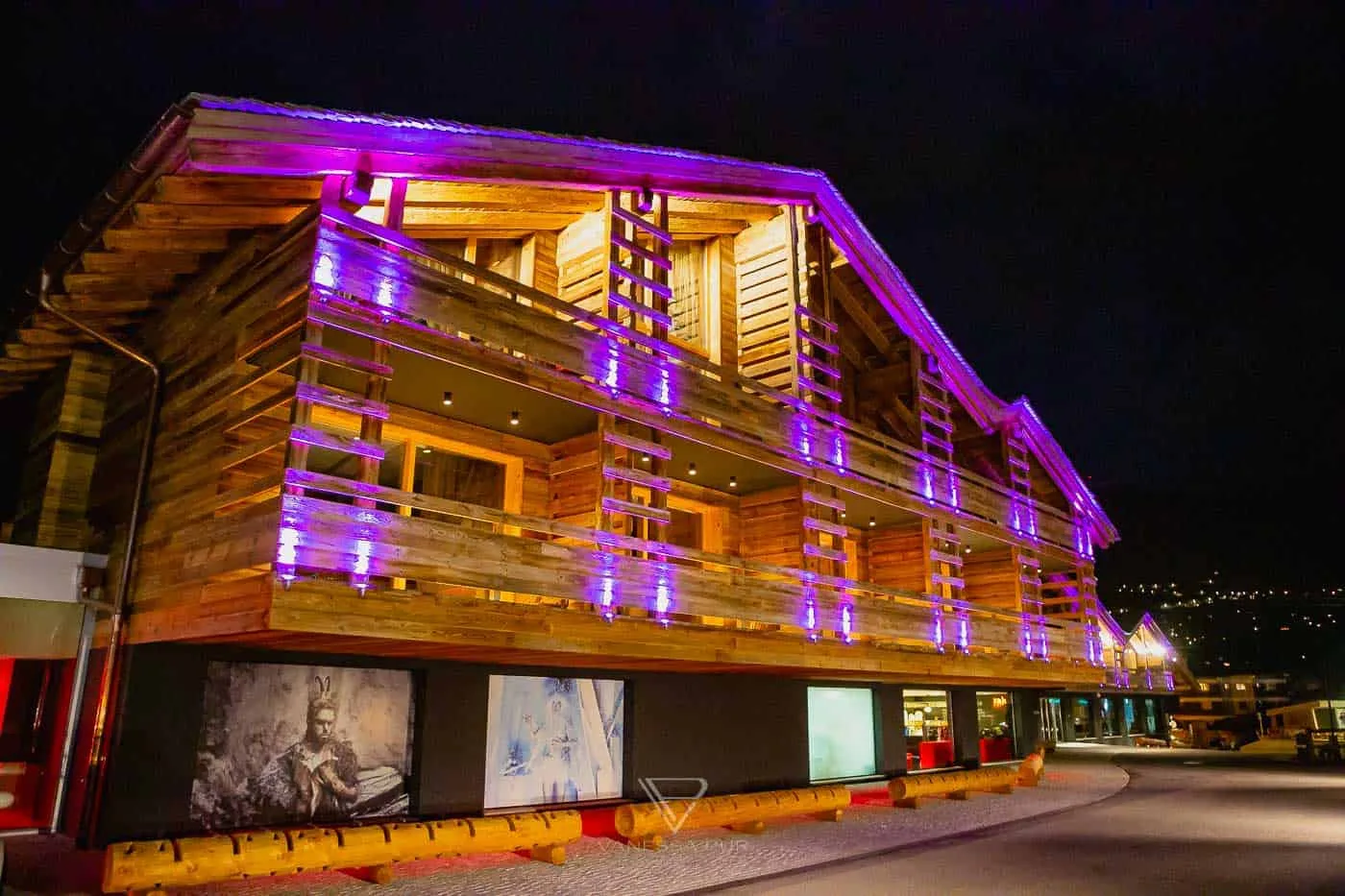 W Verbier Hotel Schweiz - Luxus-Ski-Hotel in den Schweizer Berge - Winter in Verbier - Luxushotel
